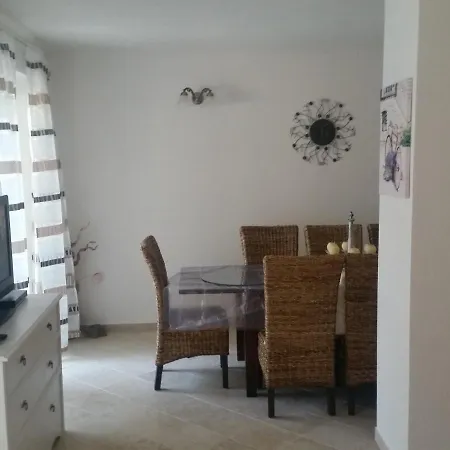 Adriatic Queen Guest house Gdinj